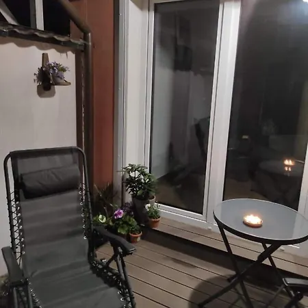 Apartment Urocze Studia: Sauna, Kominek I Ekonomiczne Opcje Blisko Warszawy *