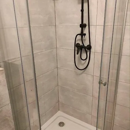 Apartment Mieszkanie 36 Metrow Z Tarasem I Miejscem Na Auto, Sauna W Lomianki *