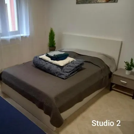 Apartment Mieszkanie 36 Metrow Z Tarasem I Miejscem Na Auto, Sauna W *