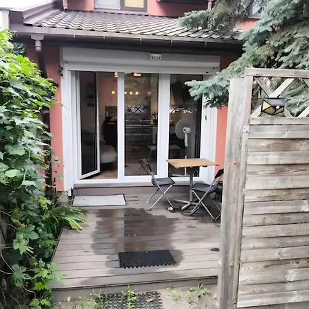 Mieszkanie 36 Metrow Z Tarasem I Miejscem Na Auto, Sauna W Lomianki アパート Łomianki